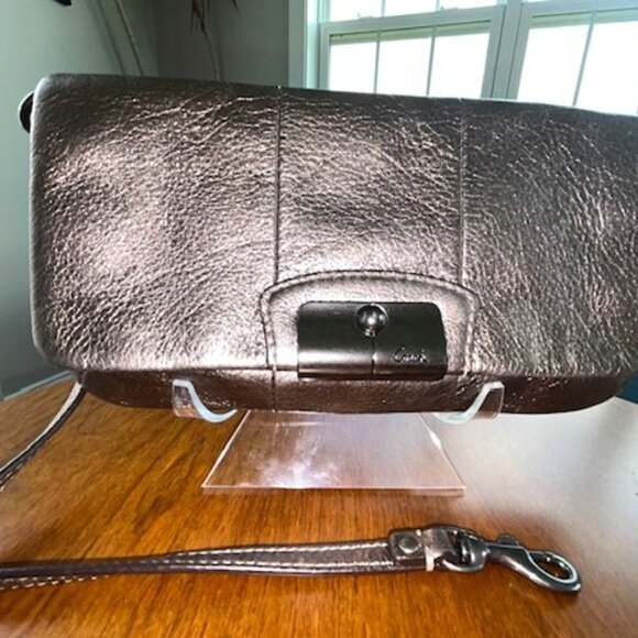 COACH Kristin - Leather Flap Wristlet/ Wallet - BEAUTIFUL BRONZE - Picture 9 of 9